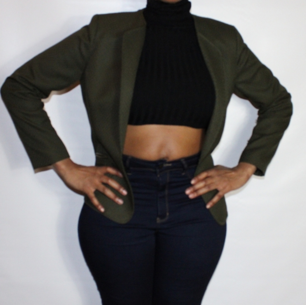 Blazer - Picture 2 of 3